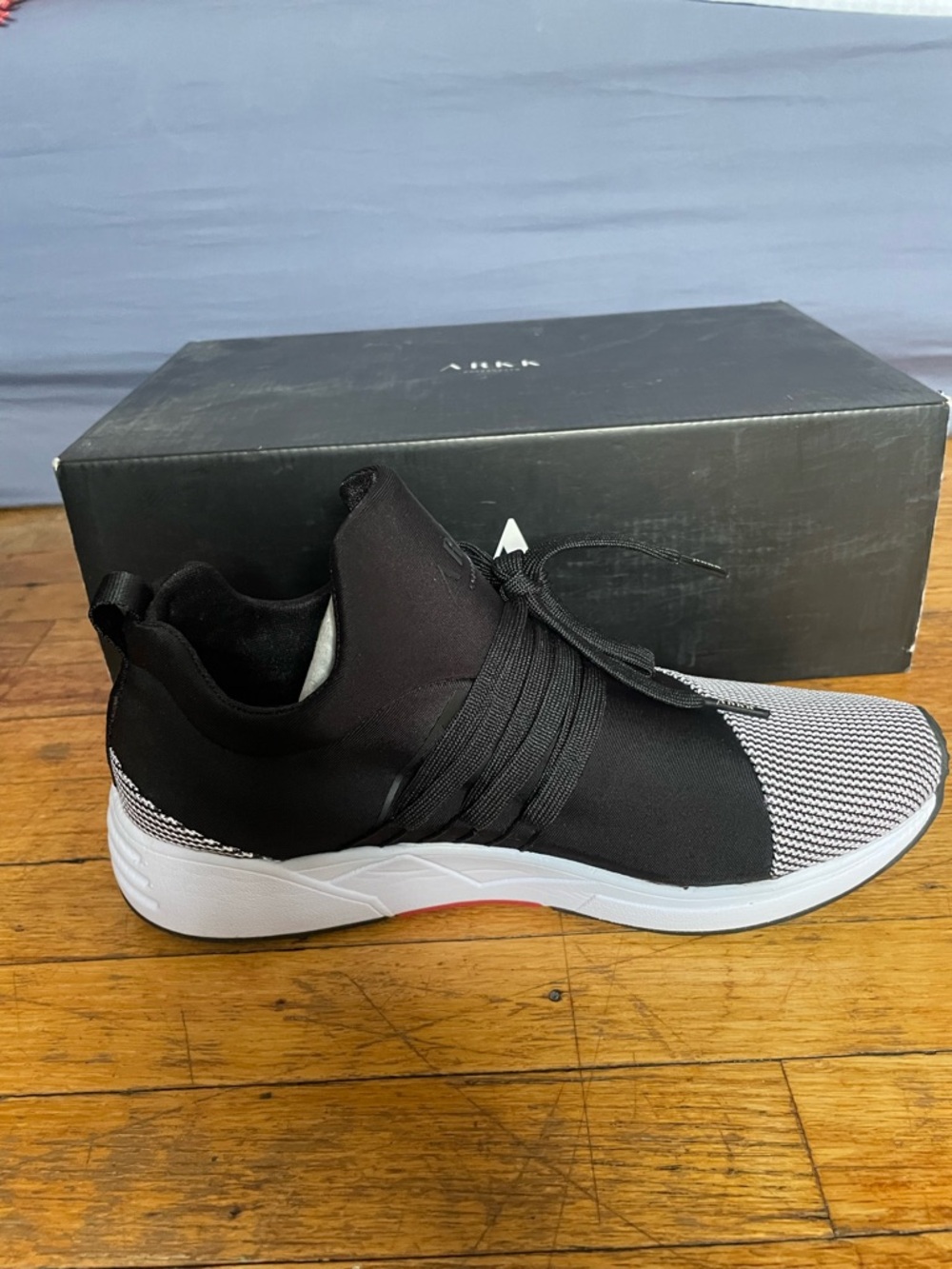AARK Copenhagen Danish Women's Black and White Sleek Sneakers